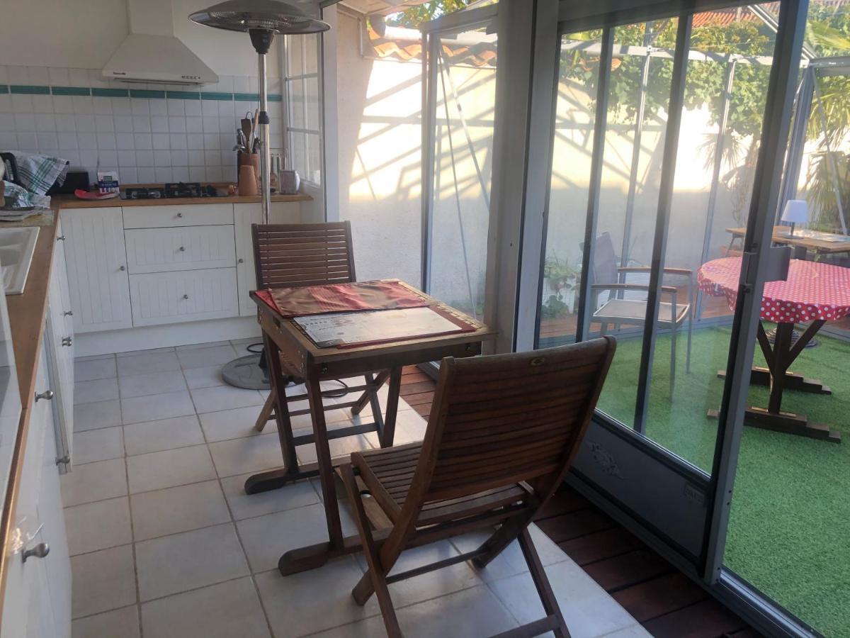 Suite En Terrasse A Cognac Exterior foto