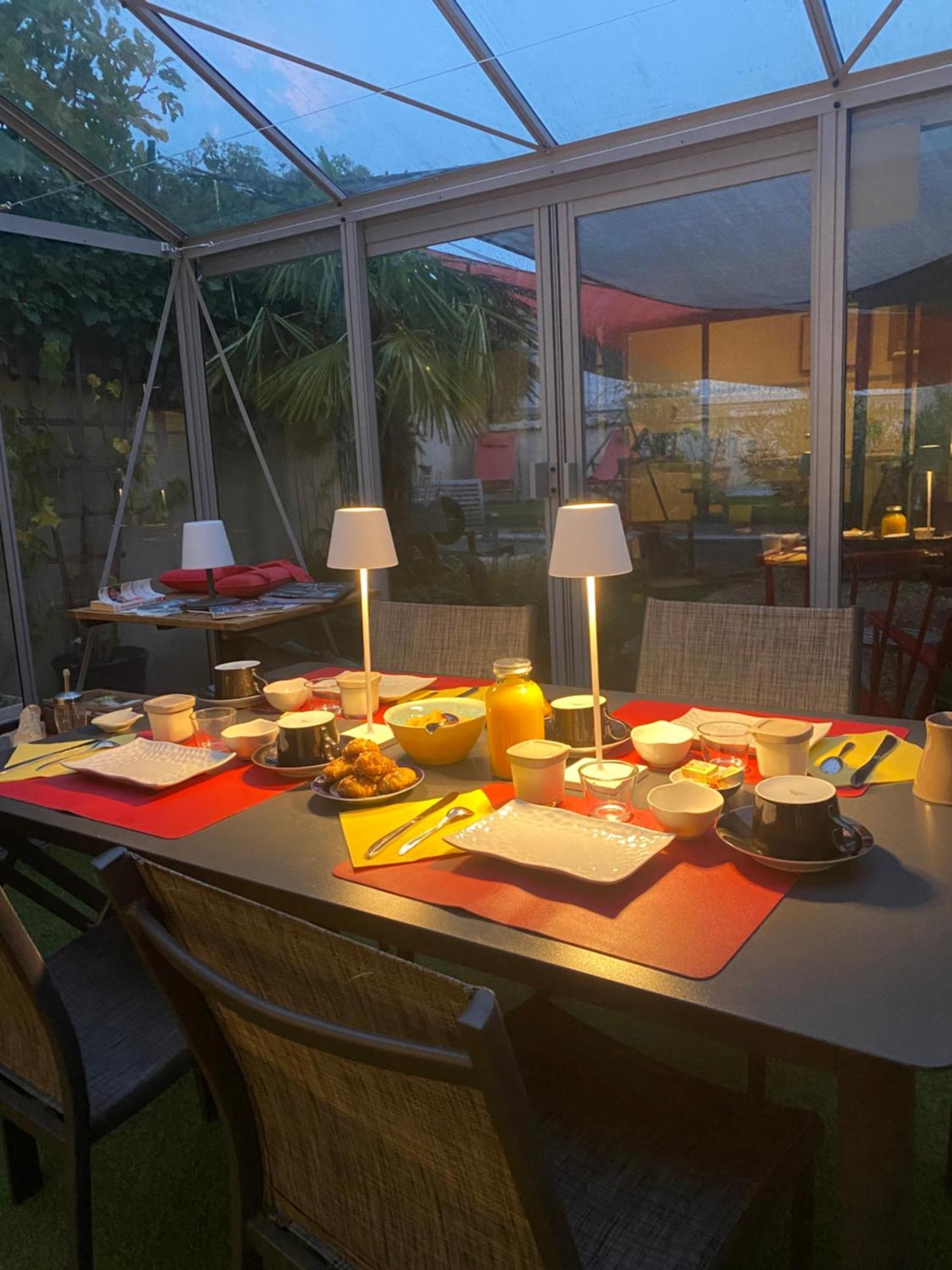 Suite En Terrasse A Cognac Exterior foto