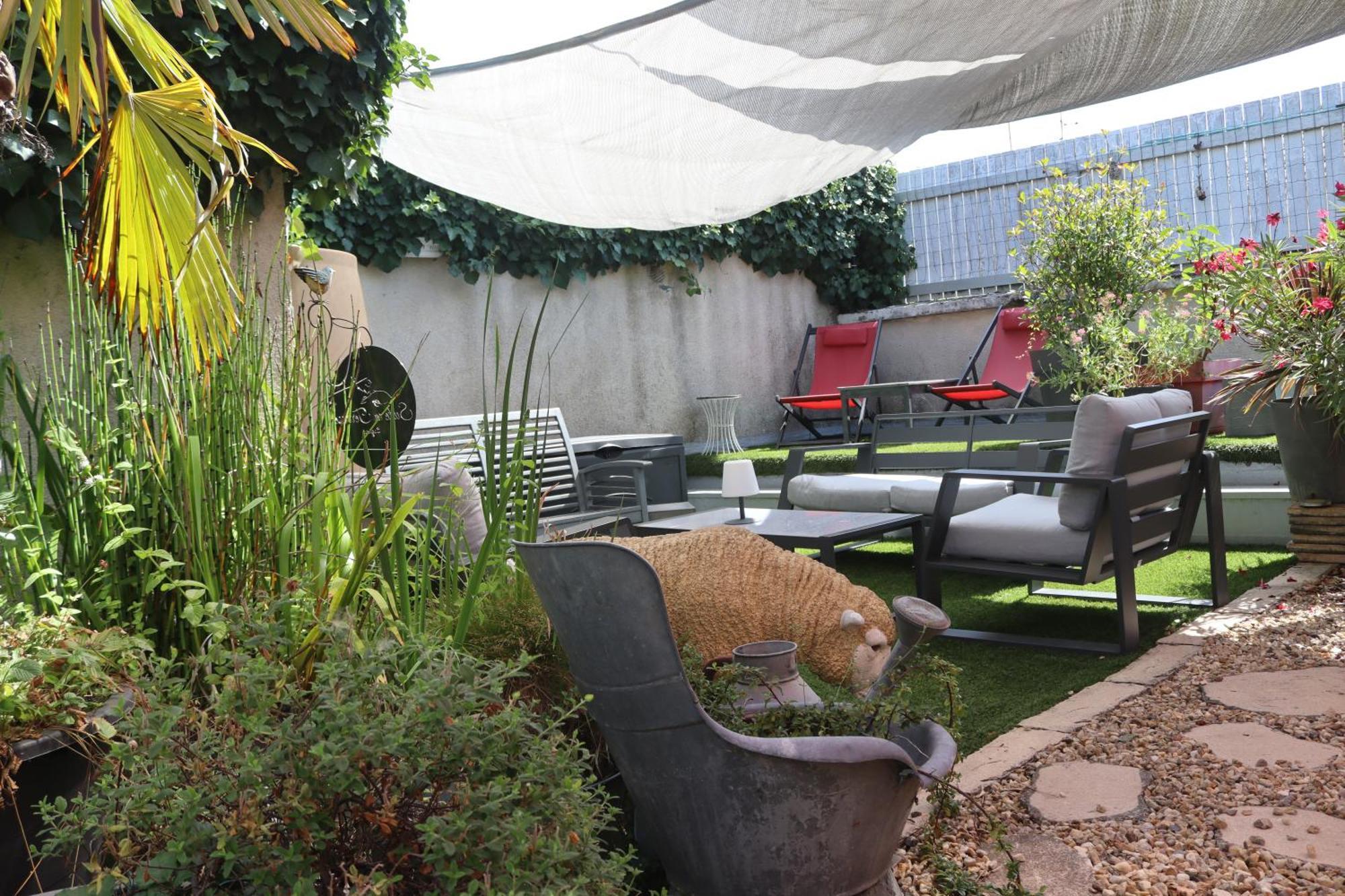 Suite En Terrasse A Cognac Exterior foto